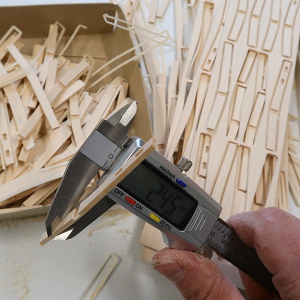 Puppenhausmöbel im Maßstab 1zu12 von holz-liebe